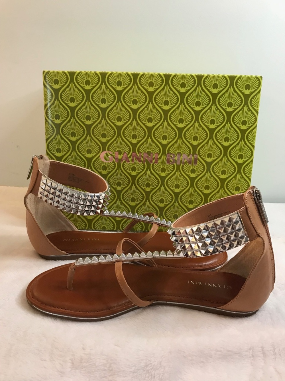 Ginni Bini Womens Nude/Silver Sandal 9.5